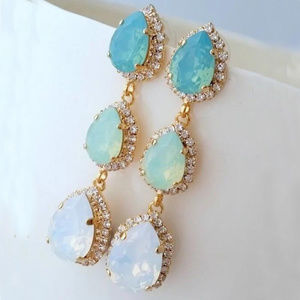 Women Elegant Gold Long Drop Earring Gradien